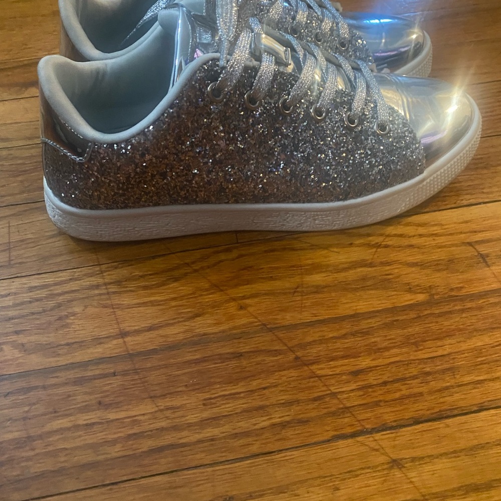 Silver sparkly sneakers - Picture 6 of 7